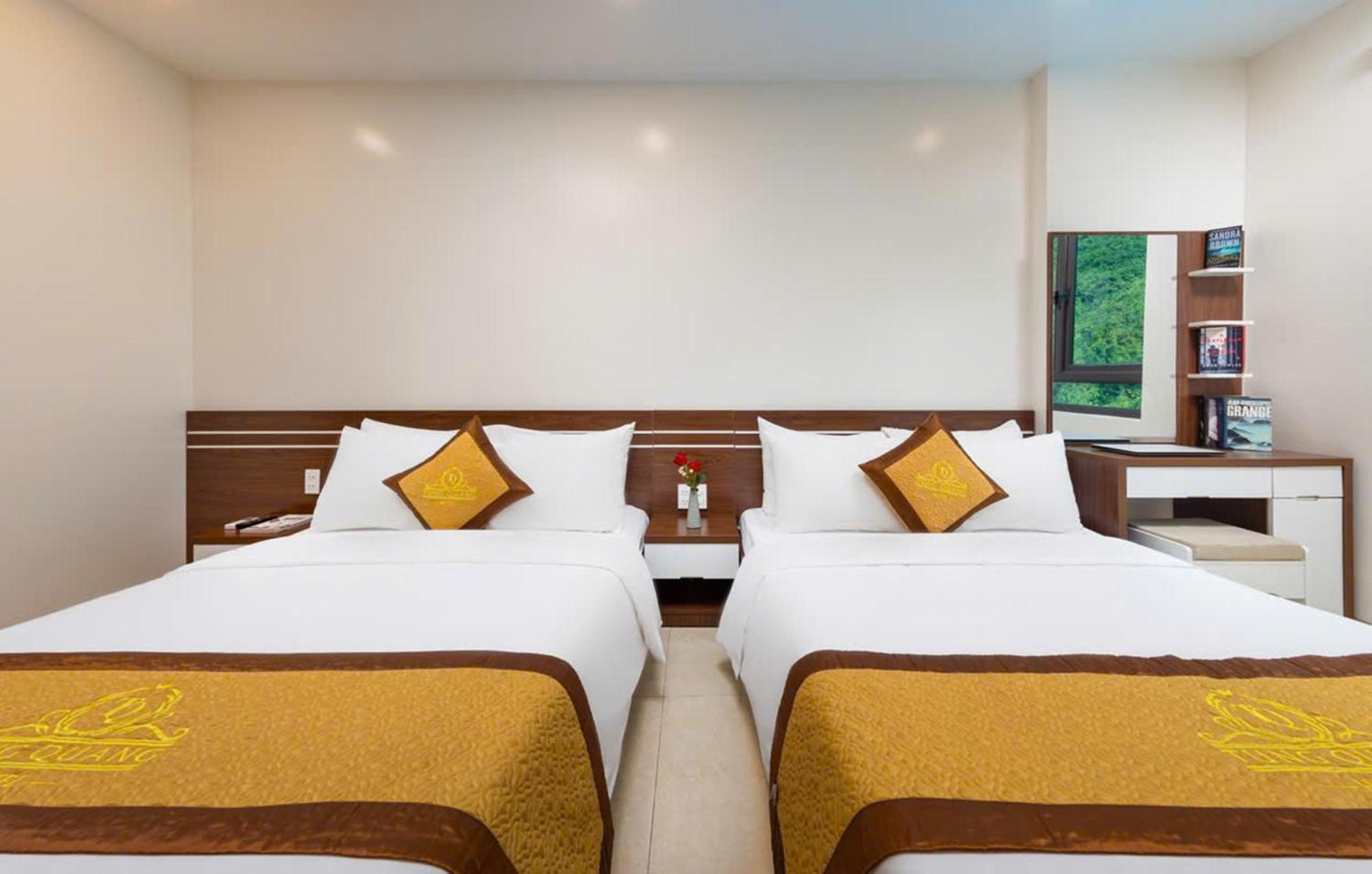 Tung Quang Hotel Dong Khe Sau Экстерьер фото